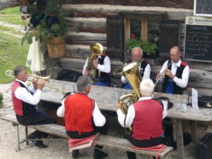 Banda musicale al rifucio Haniger Schwaige