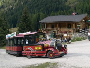 Taxi im Nikolaustal Nähe Fassatal