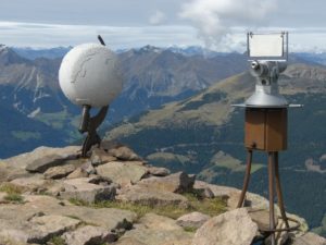 Am Gipfel des Villanderer Berges 2509 m